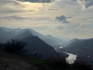 Иностранные гиды планируют обратиться к грузинским властям с просьбой пересмотреть квоты на работу в стране