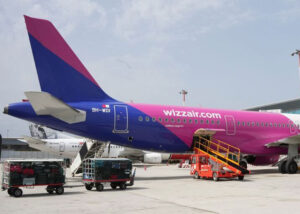Wizz Air может взять с пассажиров доплату за подушку для шеи до 65 евро